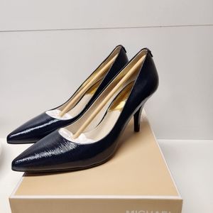 Michael kors flex mid pump Navy color patent Leather